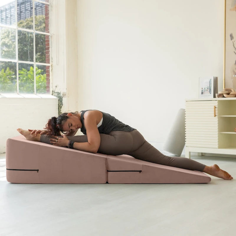 Convertible Yoga & Massage Ramp Bench with Microvelvet Slip Cover